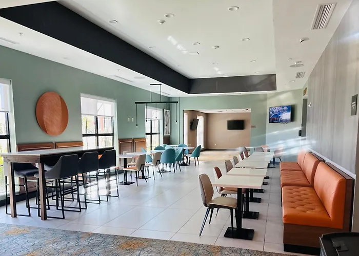 Comfort Hotel 4*