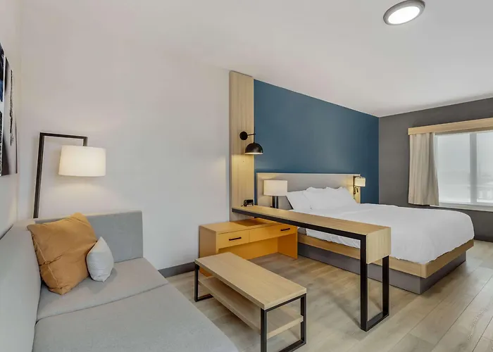Hotel Comfort 4*